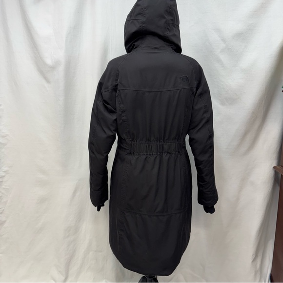 The North Face classic women’s Hyvent parka medium black - Picture 2 of 10